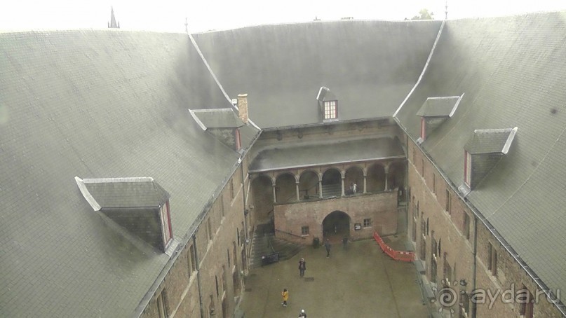 Брюгге, Бельгия. «Гулять, так гулять!». Брюгге - дождь