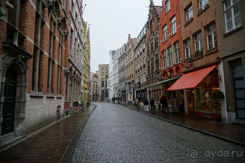 Брюгге, Бельгия. «Гулять, так гулять!». Брюгге - дождь
