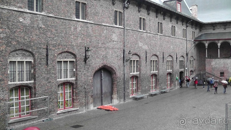 Брюгге, Бельгия. «Гулять, так гулять!». Брюгге - дождь