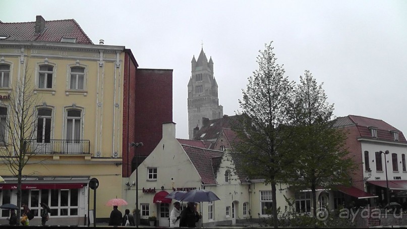 Брюгге, Бельгия. «Гулять, так гулять!». Брюгге - дождь