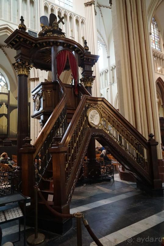 Брюгге, Бельгия. «Гулять, так гулять!». Брюгге - дождь