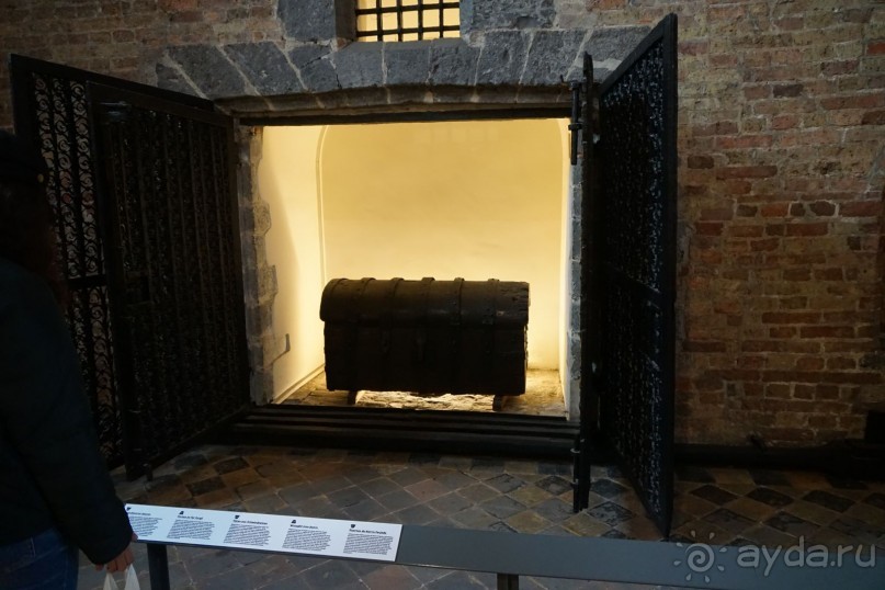 Брюгге, Бельгия. «Гулять, так гулять!». Брюгге - дождь