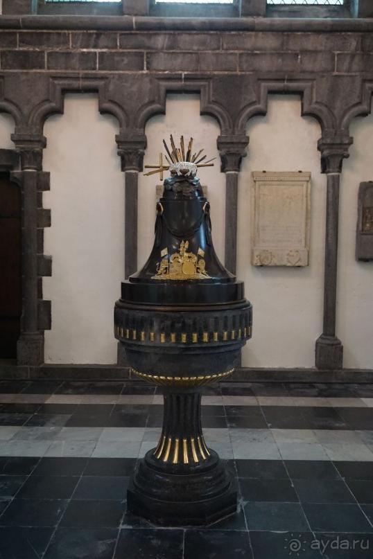 Брюгге, Бельгия. «Гулять, так гулять!». Брюгге - дождь