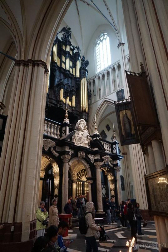 Брюгге, Бельгия. «Гулять, так гулять!». Брюгге - дождь