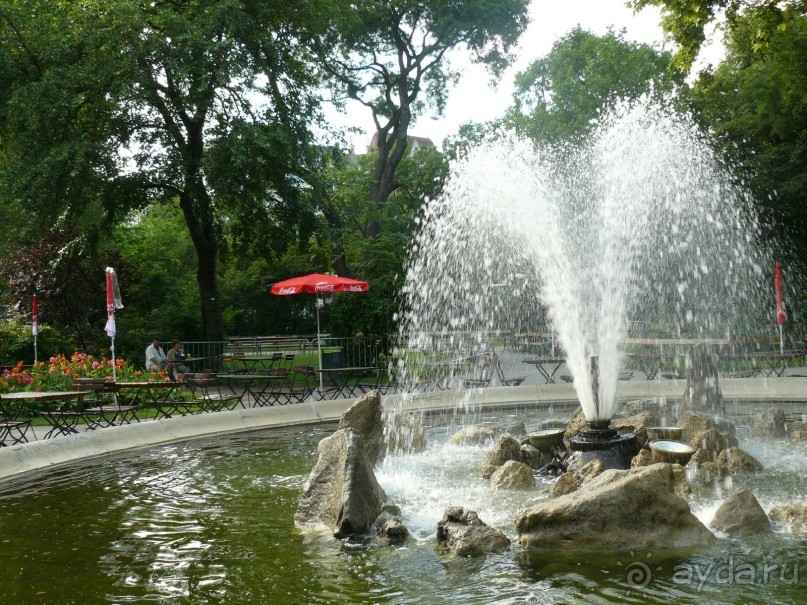 Альбом отзыва "Вена, Австрия. «Вот и стало бальным залом нам Рингштрассе кольцо»!"