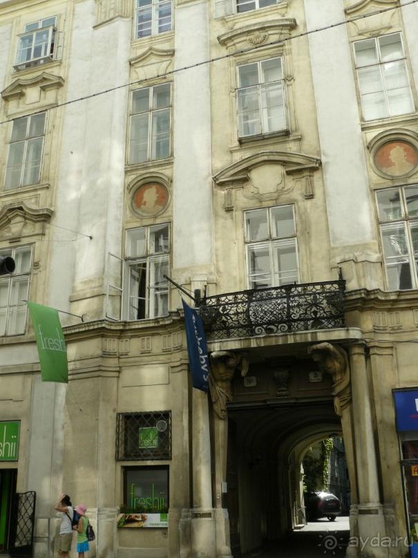 Вена, Австрия. «Вот и стало бальным залом нам Рингштрассе кольцо»!