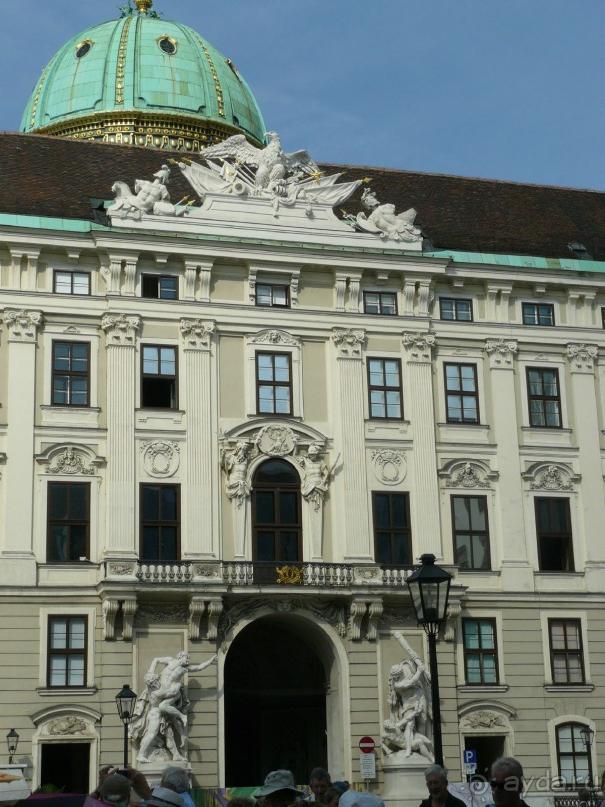 Вена, Австрия. «Вот и стало бальным залом нам Рингштрассе кольцо»!