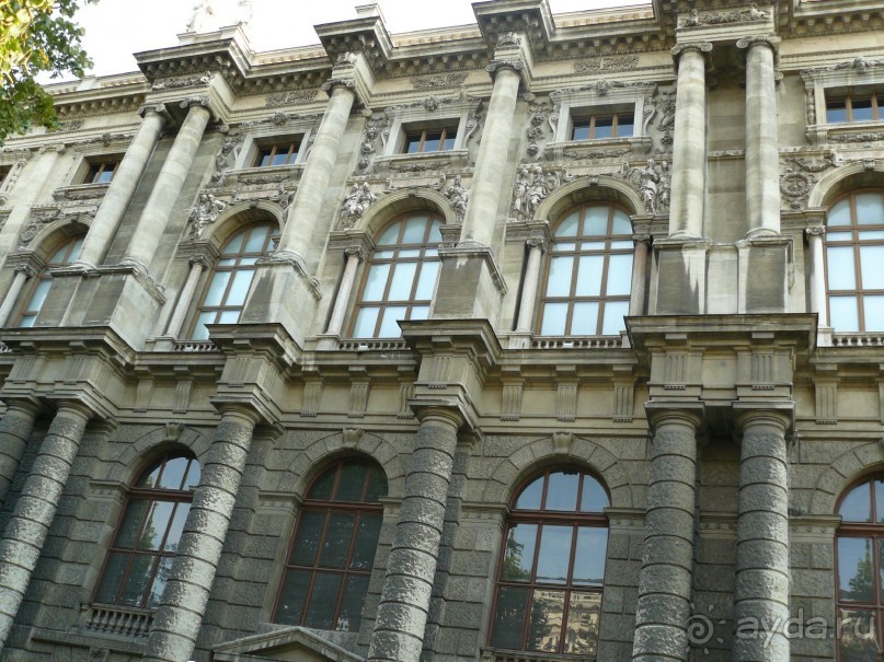 Вена, Австрия. «Вот и стало бальным залом нам Рингштрассе кольцо»!