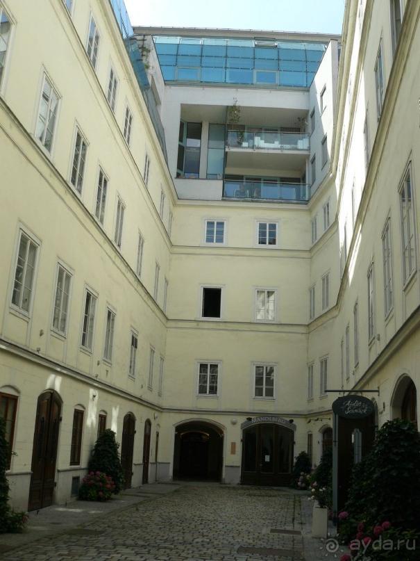 Вена, Австрия. «Вот и стало бальным залом нам Рингштрассе кольцо»!