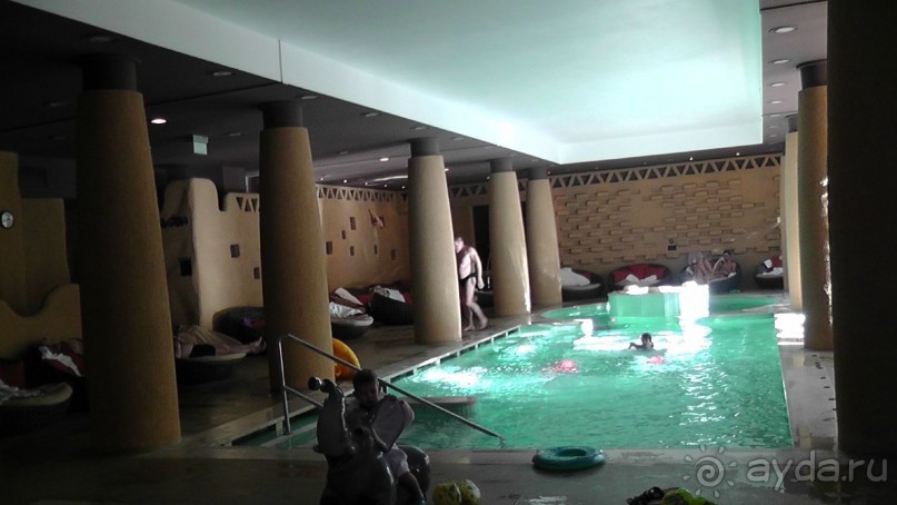 Вам надо Африку? Их есть у меня (точнее, в Венгрии)!