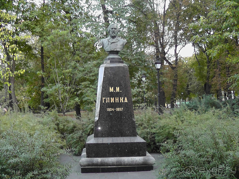 г.Киев, Городской парк – переплетение любви, спорта и музыки.