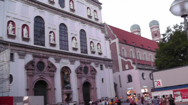 Бавария, Германия. Мюнхен - туристический центр.