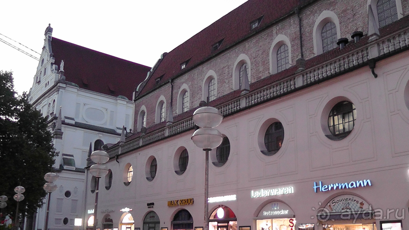 Бавария, Германия. Мюнхен - туристический центр.