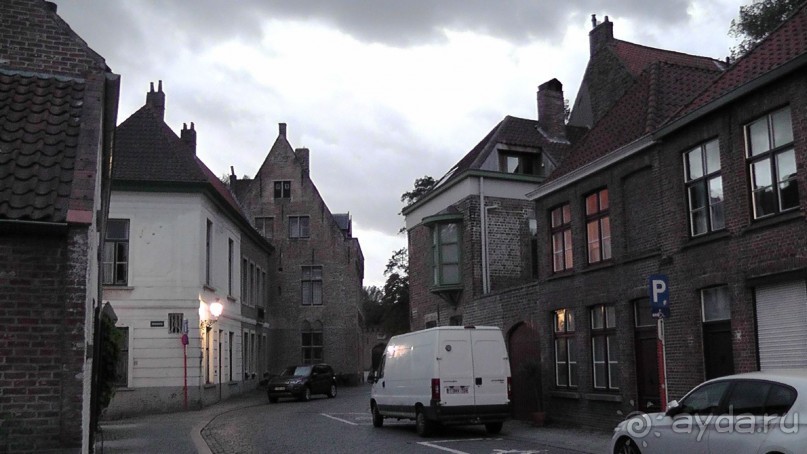 Брюгге, Бельгия. «Гулять, так гулять!». Брюгге – ночь.