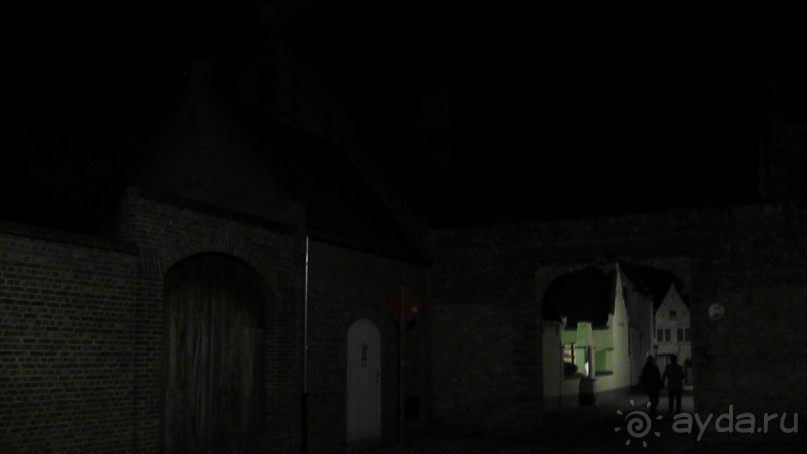 Брюгге, Бельгия. «Гулять, так гулять!». Брюгге – ночь.