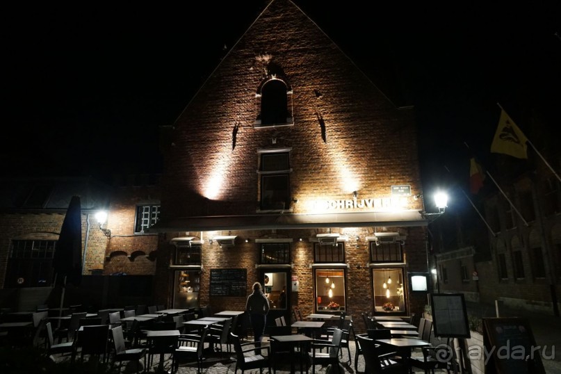 Брюгге, Бельгия. «Гулять, так гулять!». Брюгге – ночь.