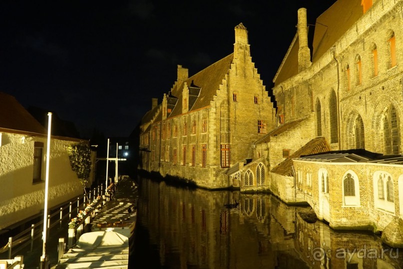 Брюгге, Бельгия. «Гулять, так гулять!». Брюгге – ночь.