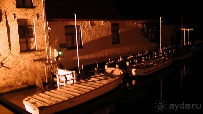 Брюгге, Бельгия. «Гулять, так гулять!». Брюгге – ночь.