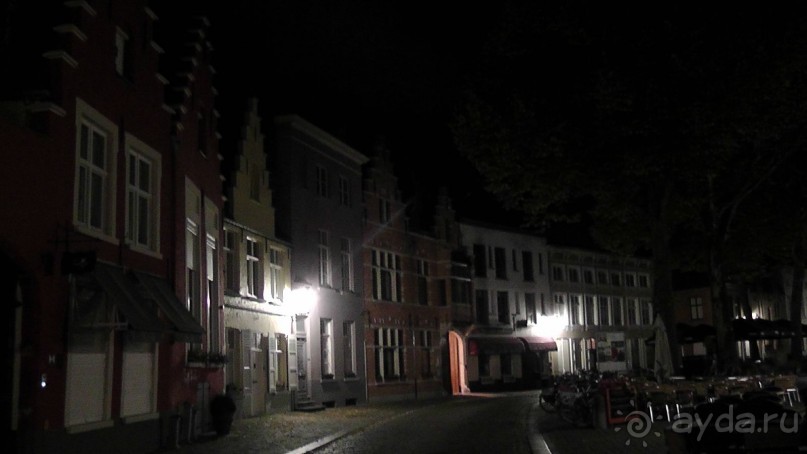 Брюгге, Бельгия. «Гулять, так гулять!». Брюгге – ночь.
