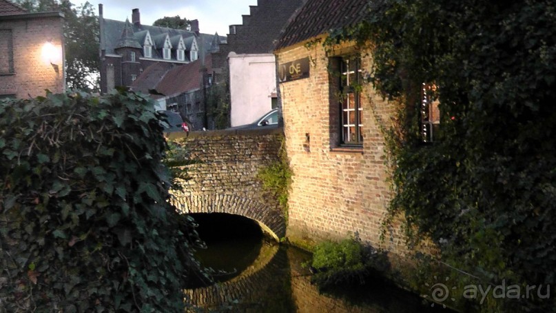 Брюгге, Бельгия. «Гулять, так гулять!». Брюгге – ночь.