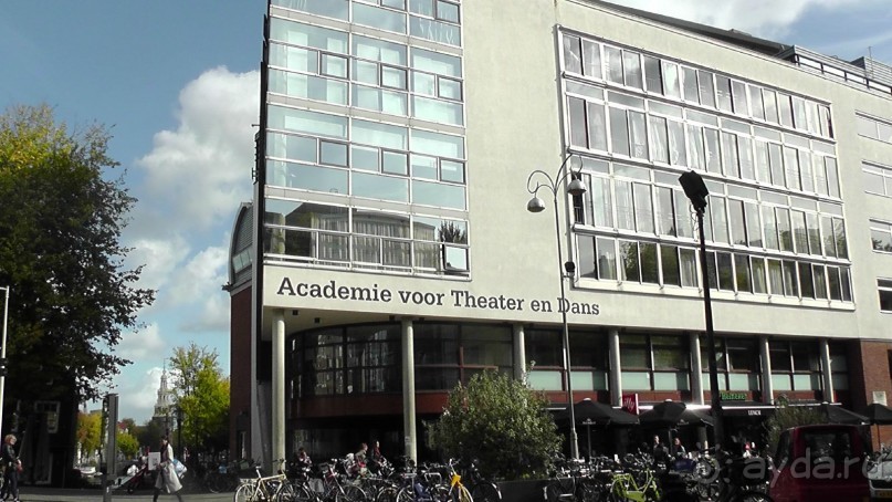 Амстердам, Нидерланды. «Гулять, так гулять!». Утомленные каналами, день II.