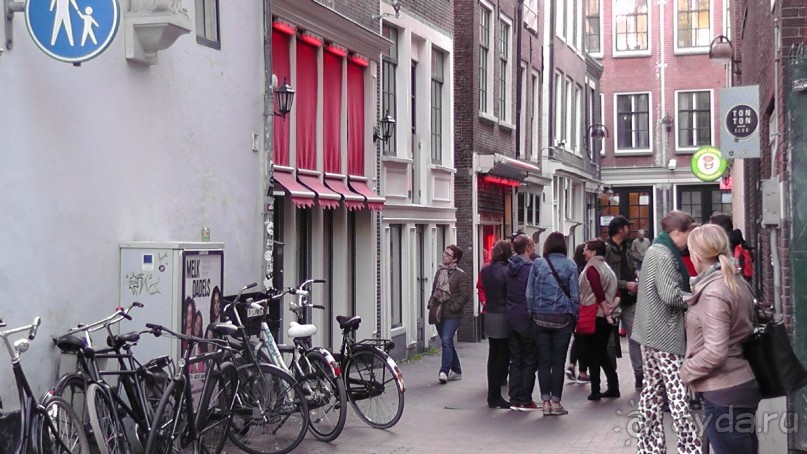 Амстердам, Нидерланды. «Гулять, так гулять!». Утомленные каналами, день II.