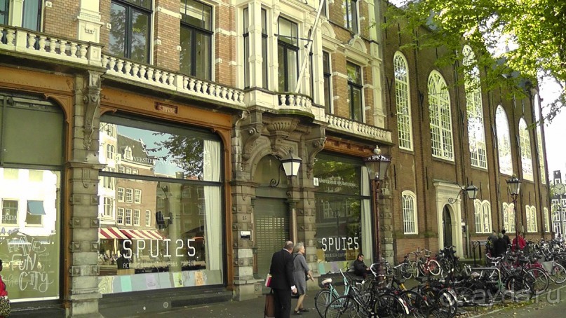 Амстердам, Нидерланды. «Гулять, так гулять!». Утомленные каналами, день II.