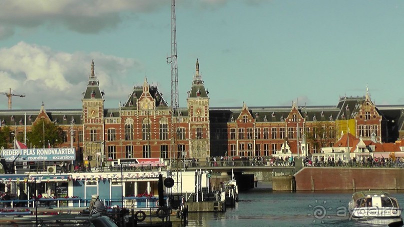 Амстердам, Нидерланды. «Гулять, так гулять!». Утомленные каналами, день II.