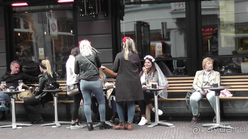 Амстердам, Нидерланды. «Гулять, так гулять!». Утомленные каналами, день II.