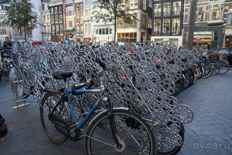 Амстердам, Нидерланды. «Гулять, так гулять!». Утомленные каналами, день II.