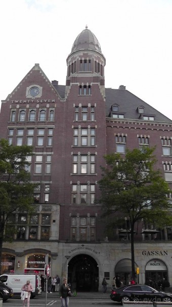 Амстердам, Нидерланды. «Гулять, так гулять!». Утомленные каналами, день II.