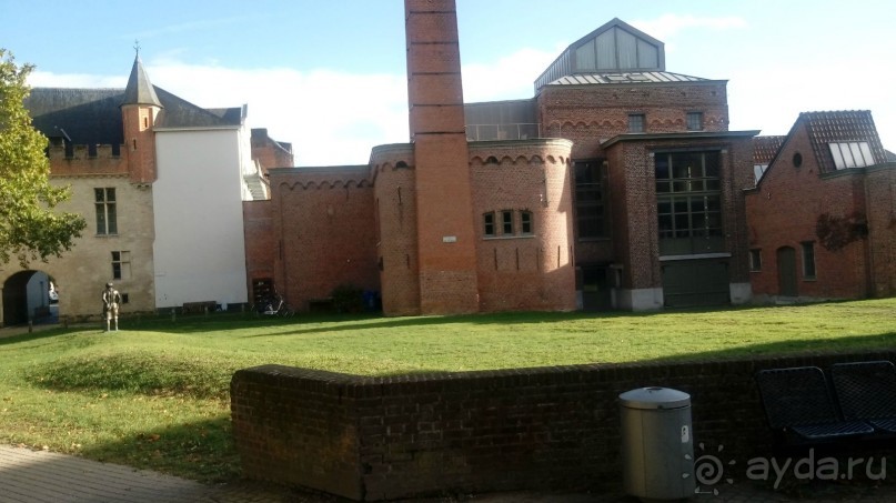 Гент, Бельгия. «Гулять, так гулять!». Город Синей птицы - не центр.