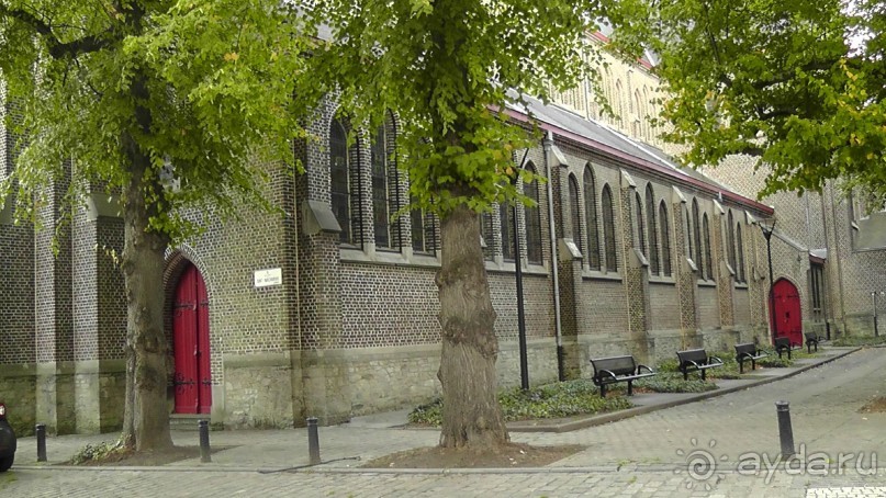 Гент, Бельгия. «Гулять, так гулять!». Город Синей птицы - не центр.