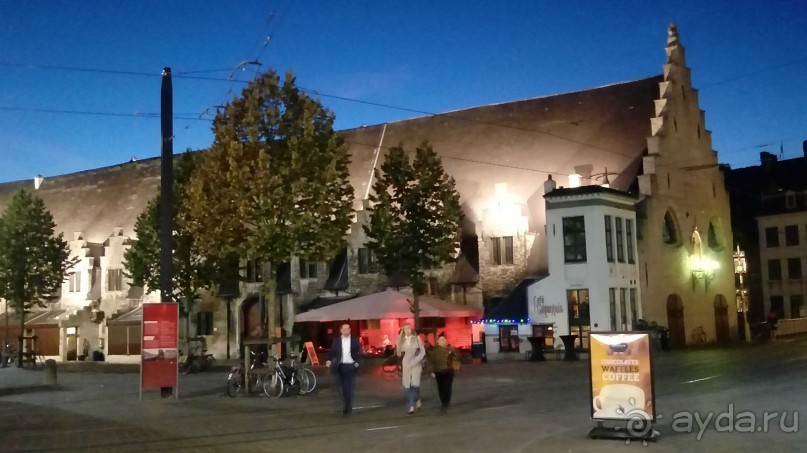 Гент, Бельгия. «Гулять, так гулять!». Город Синей птицы - не центр.