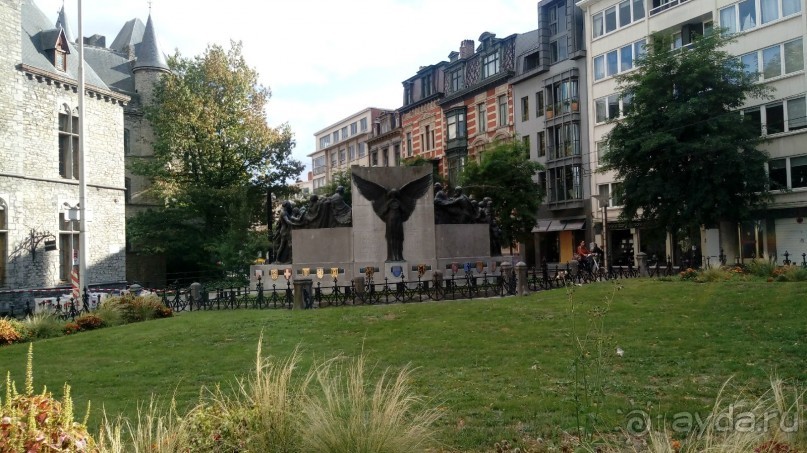 Гент, Бельгия. «Гулять, так гулять!». Город Синей птицы - не центр.