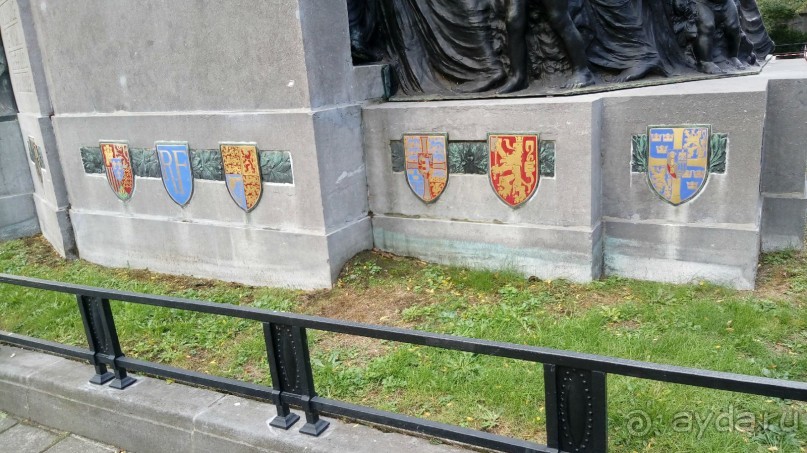 Гент, Бельгия. «Гулять, так гулять!». Город Синей птицы - не центр.