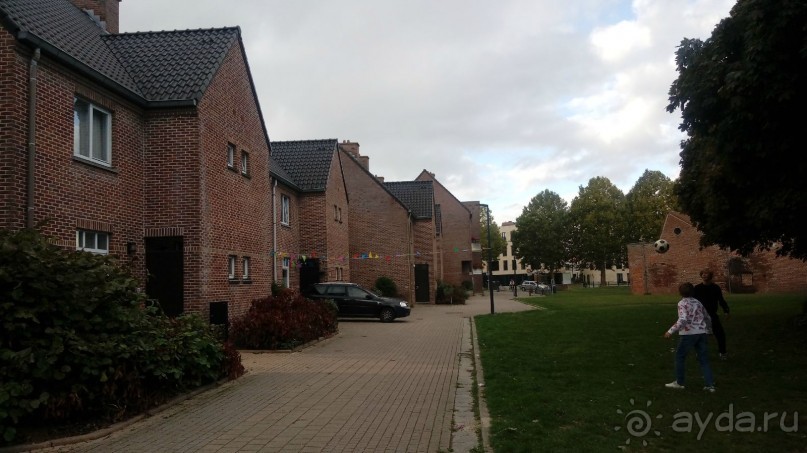 Гент, Бельгия. «Гулять, так гулять!». Город Синей птицы - не центр.