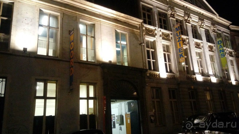 Гент, Бельгия. «Гулять, так гулять!». Город Синей птицы - не центр.