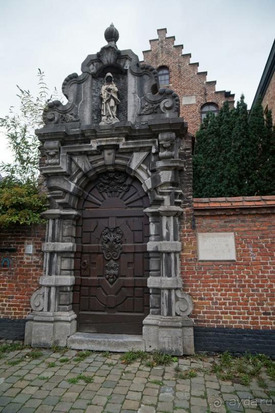 Гент, Бельгия. «Гулять, так гулять!». Город Синей птицы - не центр.