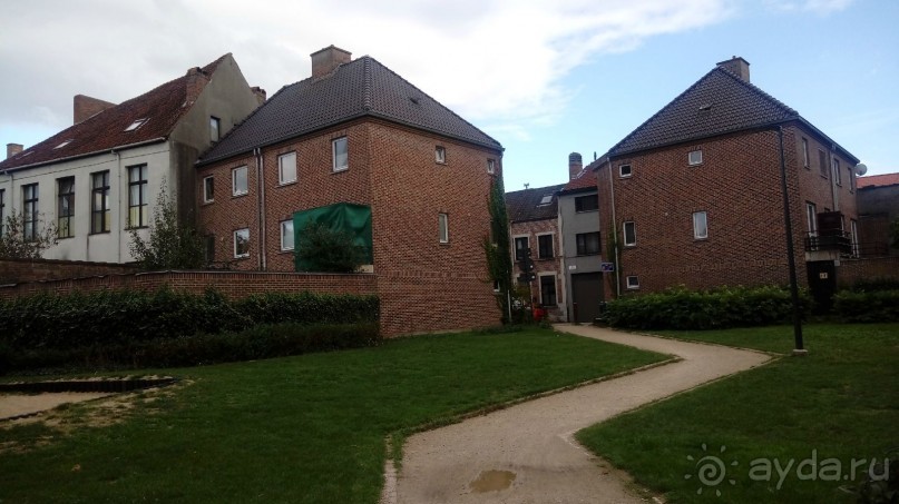 Гент, Бельгия. «Гулять, так гулять!». Город Синей птицы - не центр.