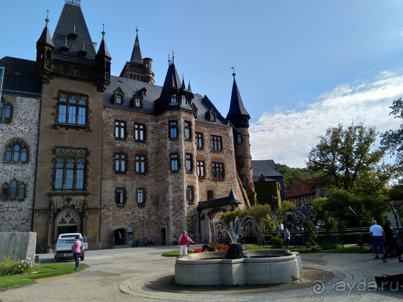 Саксония-Анхальт, Германия. Вернигероде -замок «Мюнхгаузена».