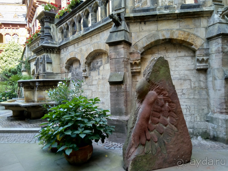 Саксония-Анхальт, Германия. Вернигероде -замок «Мюнхгаузена».