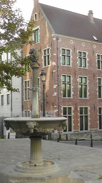 Брюссель, Бельгия. «Гулять, так гулять!». Еврогород с «чревом» -Нижний город. 