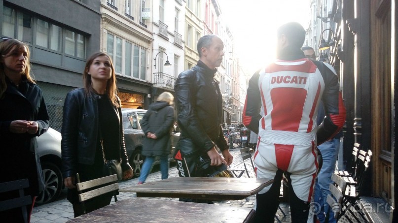 Брюссель, Бельгия. «Гулять, так гулять!». Еврогород с «чревом» -Нижний город. 