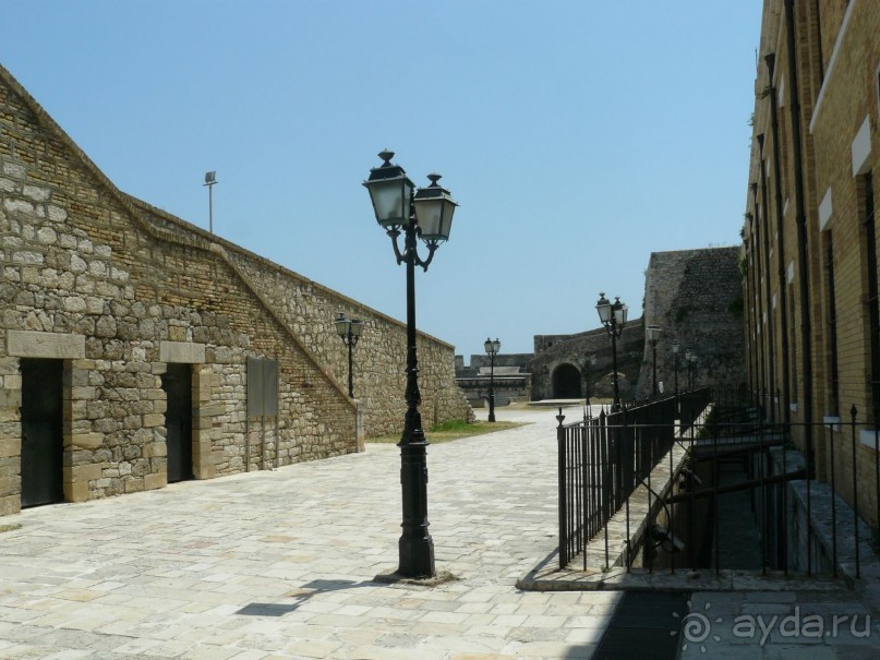 Корфу - остров плывущий во Вселенной! Часть II, столица г. Керкира.