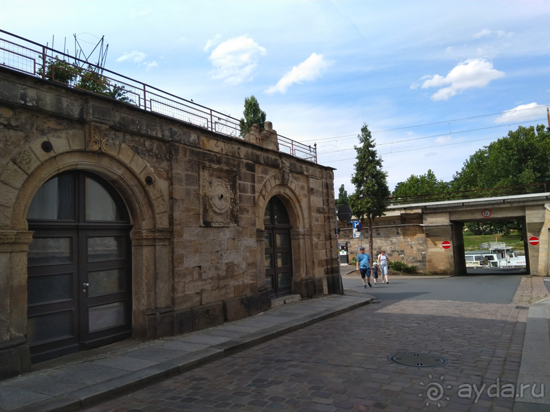 Дрезден, Германия. Саксонская Швейцария - город Пирна над Эльбой.