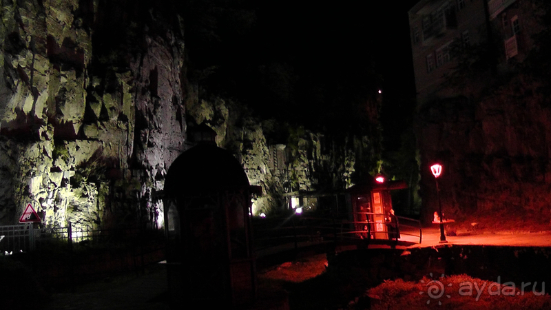 Грузия, Тбилиси. Попала в Грузию в карантин и я попала… Абанотубани и Инжирное ущелье.