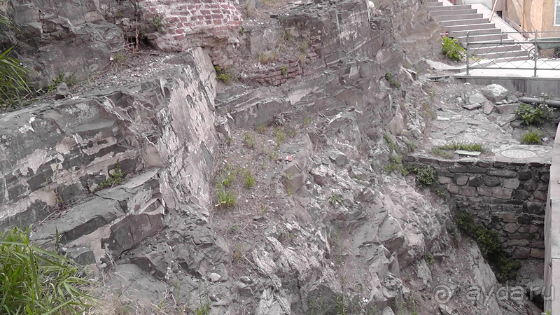 Грузия, Тбилиси. Попала в Грузию в карантин и я попала… Абанотубани и Инжирное ущелье.