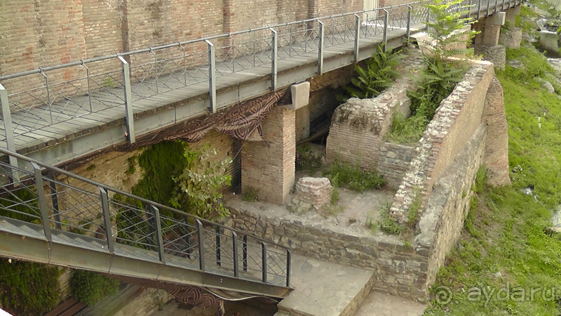 Грузия, Тбилиси. Попала в Грузию в карантин и я попала… Абанотубани и Инжирное ущелье.