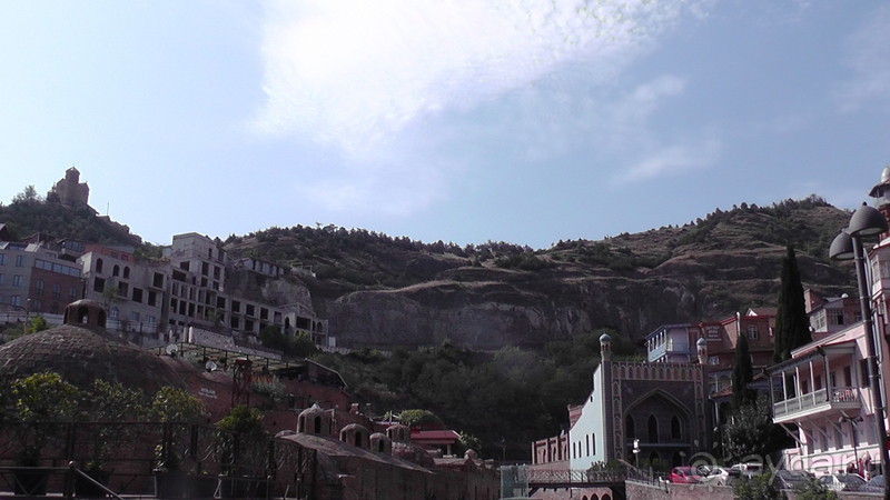 Грузия, Тбилиси. Попала в Грузию в карантин и я попала… Абанотубани и Инжирное ущелье.